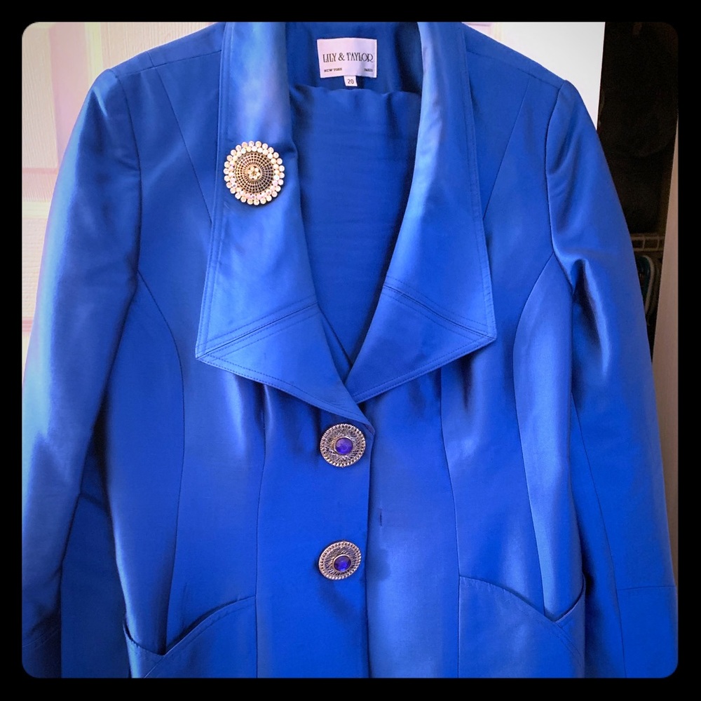 Lily and Taylor Dress suit